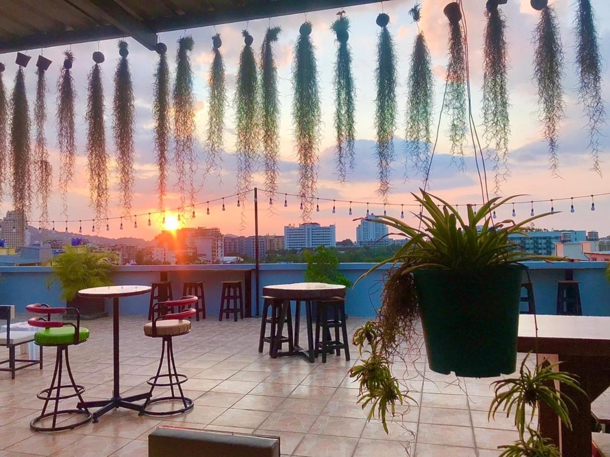 Art Mansion Patong Phuket Thailand Hotel Екстериор снимка